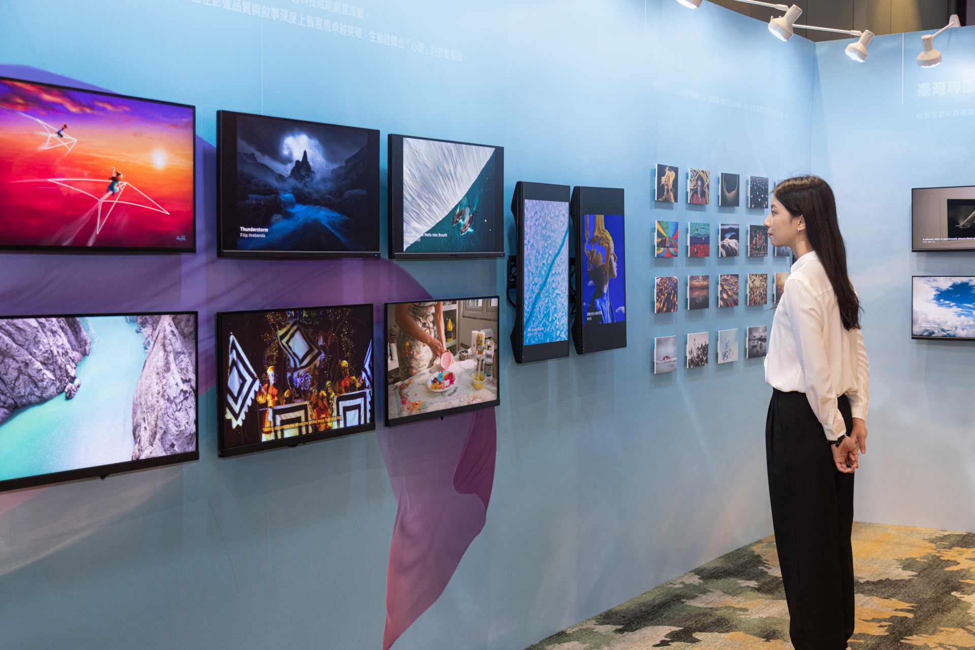 ViewSonic 以 ColorPro 顯示器展出第六屆 ColorPro Awards 國際視覺藝術創作大賽得獎作品,精準呈現作品細節與豐富視覺層次,展現 ColorPro 系列在專業創作領域的色彩顯示實力。